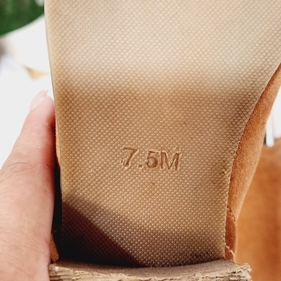 COCONUTS By Matisse Caruso Brown Suede Leather Boots Size 7.5M - Picture 8 of 9